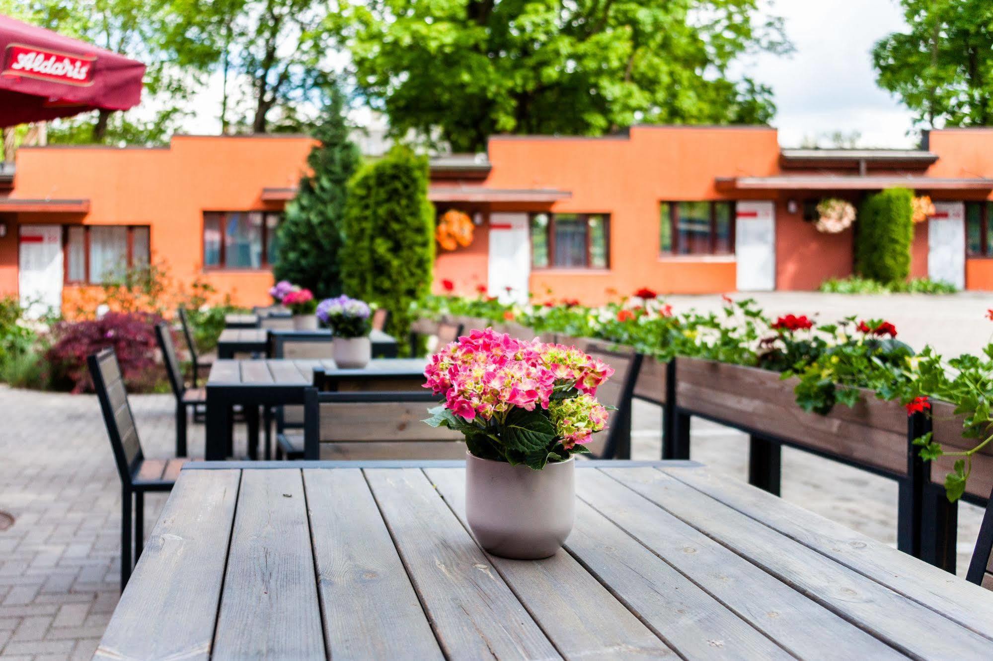 Autosole Motel Riga Bagian luar foto