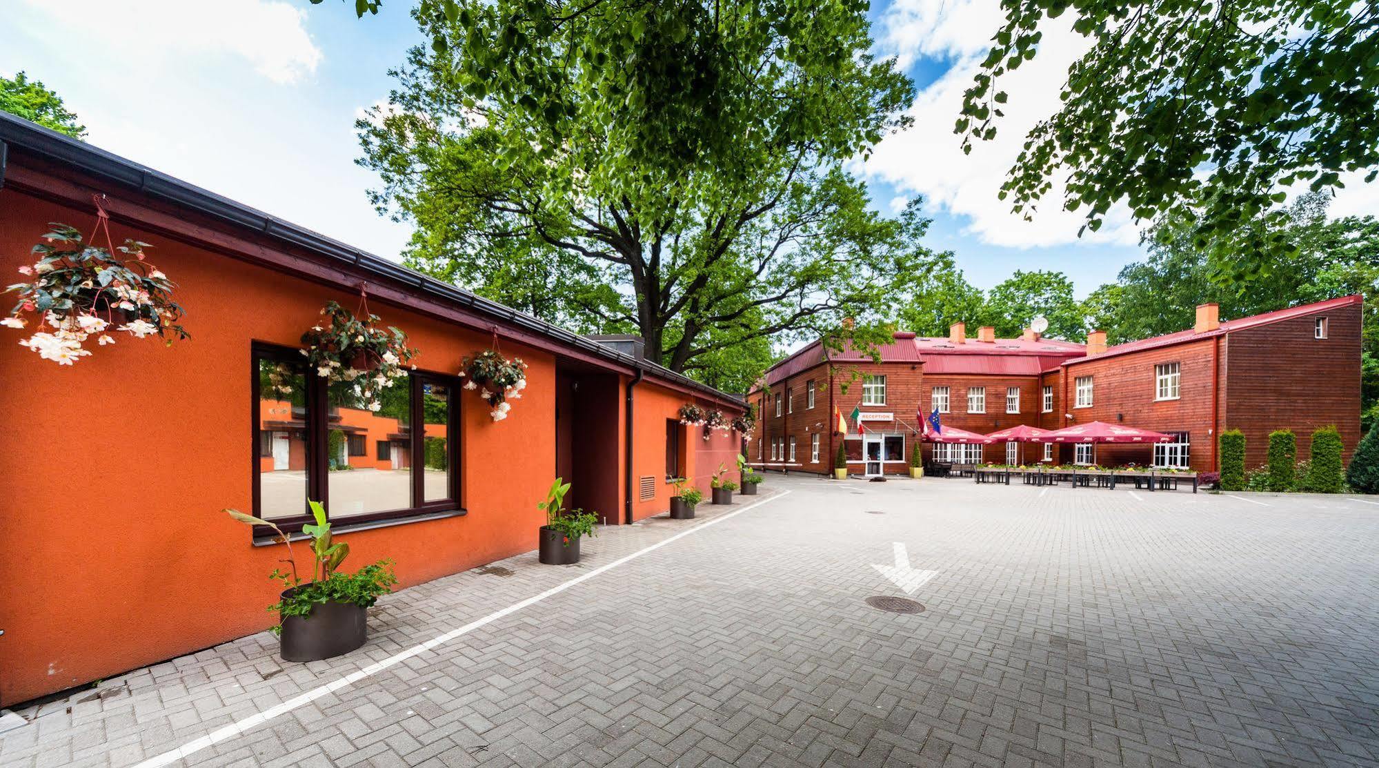 Autosole Motel Riga Bagian luar foto